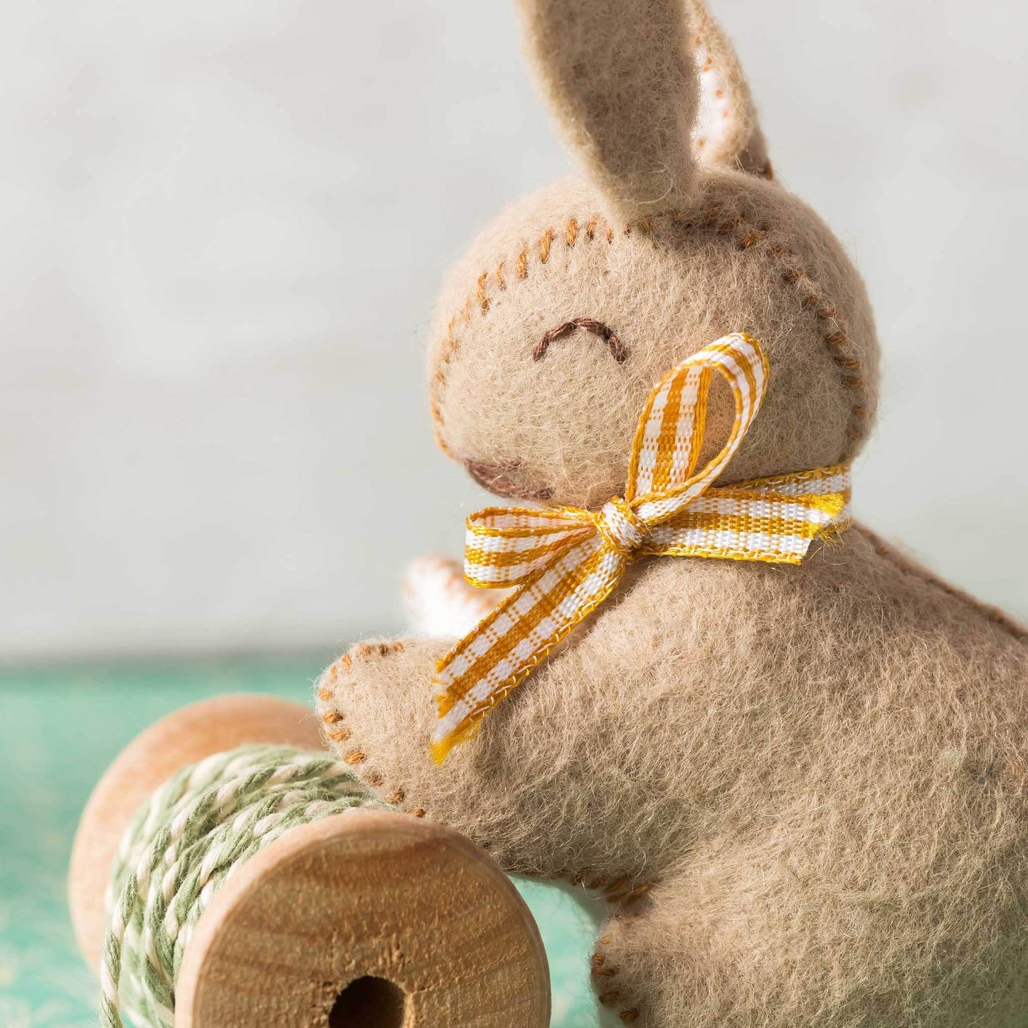 DIY sykit | Kaninfamilj i ullfilt