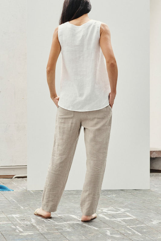 Vitt linne och linnebyxor