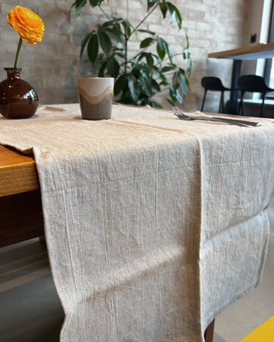 Bordslöpare i linnetyg
