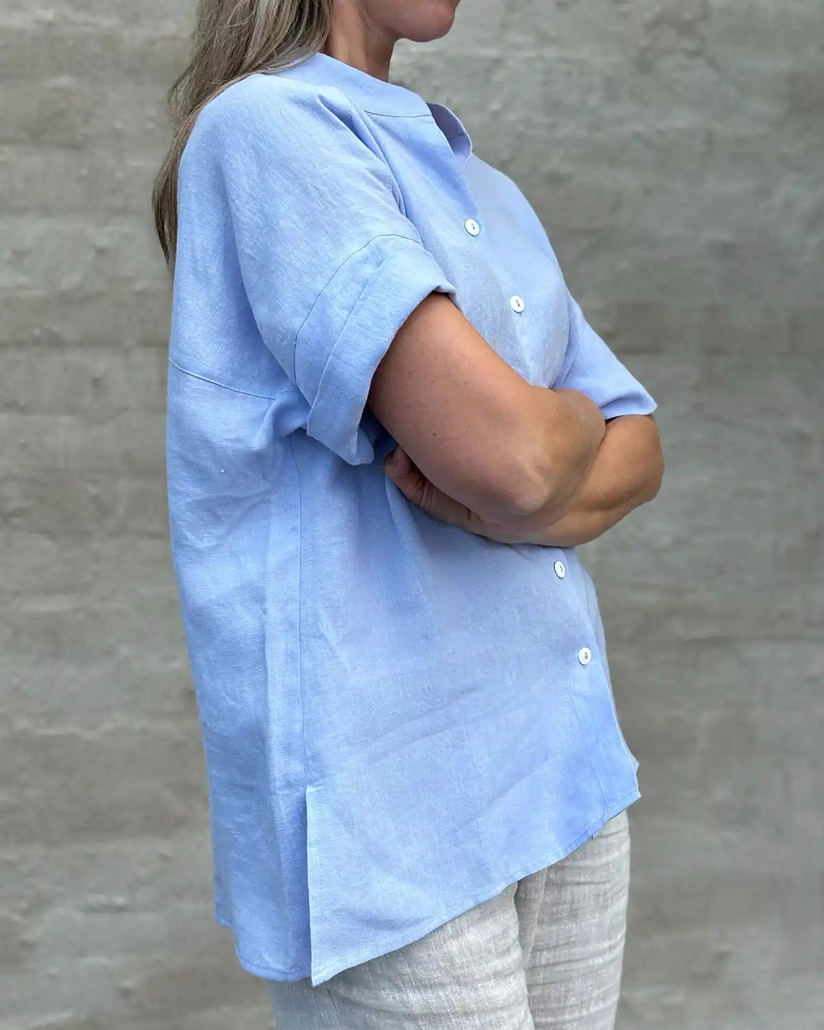 Blus till kvinna o ljusblå