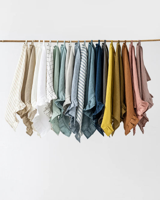 Kökshandduk med volang (Sage) | Magic Linen