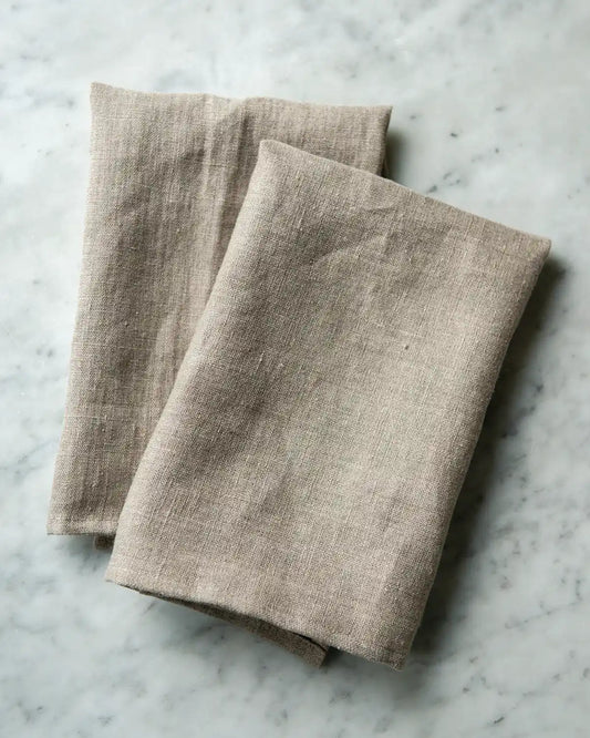 Beiga linneservetter.