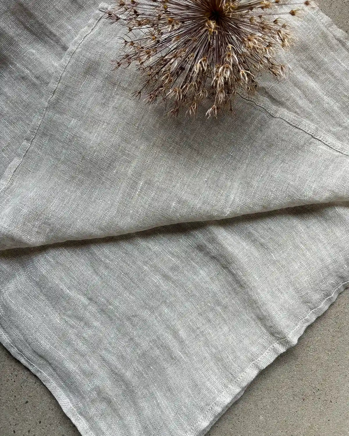 Linnesjal i naturmelerad färg