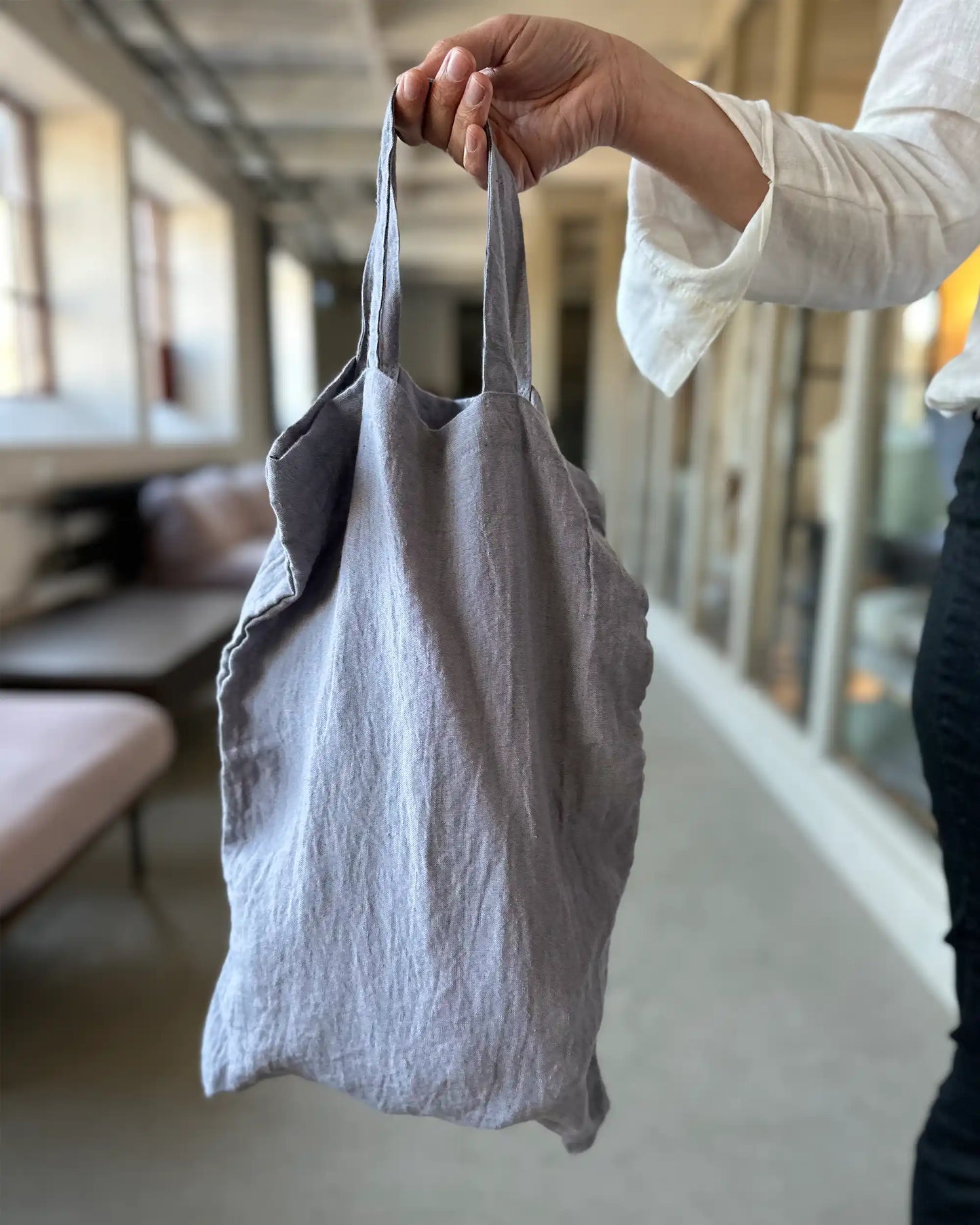 Shoppingbag i linne med korta handtag
