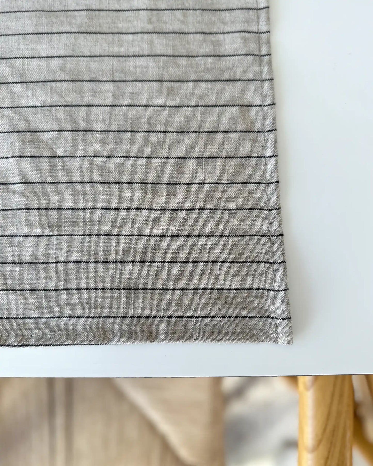 Bordstabletter (2 st), Kritstrecksrandig