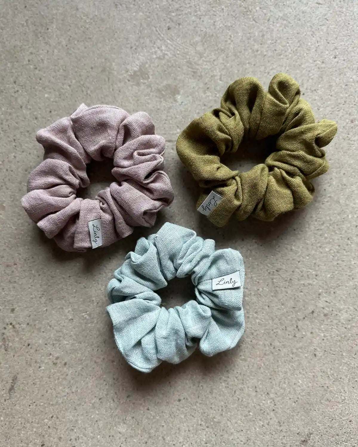 Scrunchies i olika färger