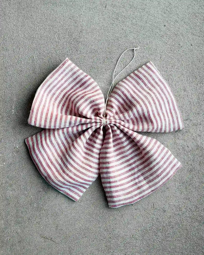 Rosett i linne (Röd randig)