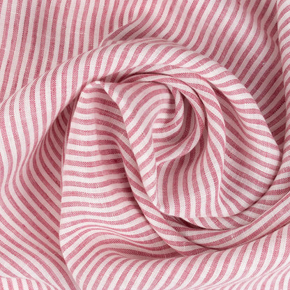 Tyg på metervara | 100% linne | Randigt (röd)